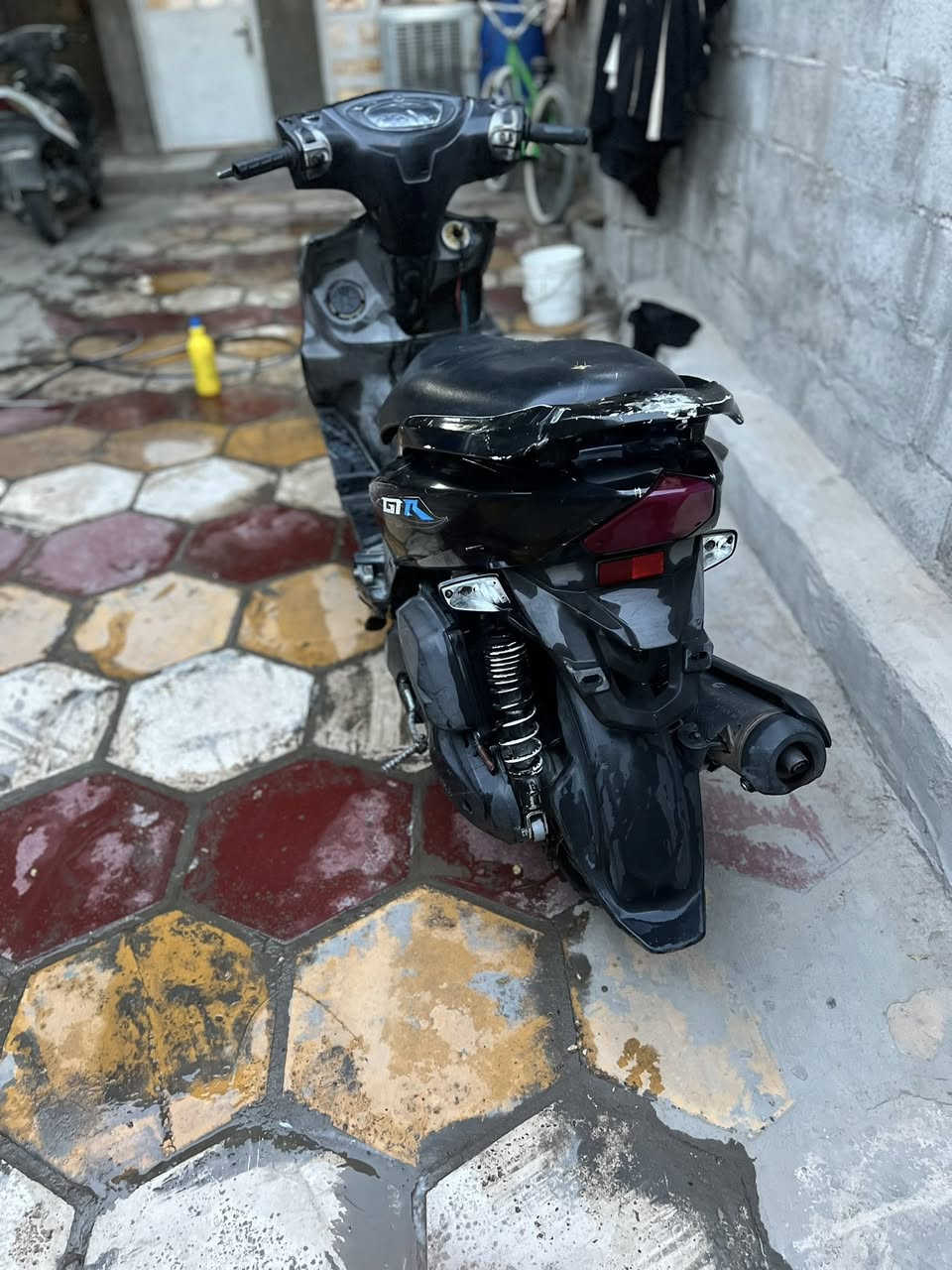 ‏جئ تي آر للبيع كفاله كفرات بلادي ختم وحد مكينه تخبل شلعه ومعدل سعر 650 وبيه مجال مكان شعله  جكوك رقم ***********
