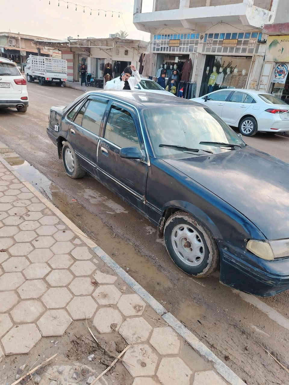 برنس للبيع رقم بغداد اوتوماتيك نص حداديه باتري كهربائيات كلها شغاله النظيف محرك بخيط تبخير قليل العنوان واسط الزبيديه*********** السعر 28 وبيها مجال قليل ما متواجد على الفيس
