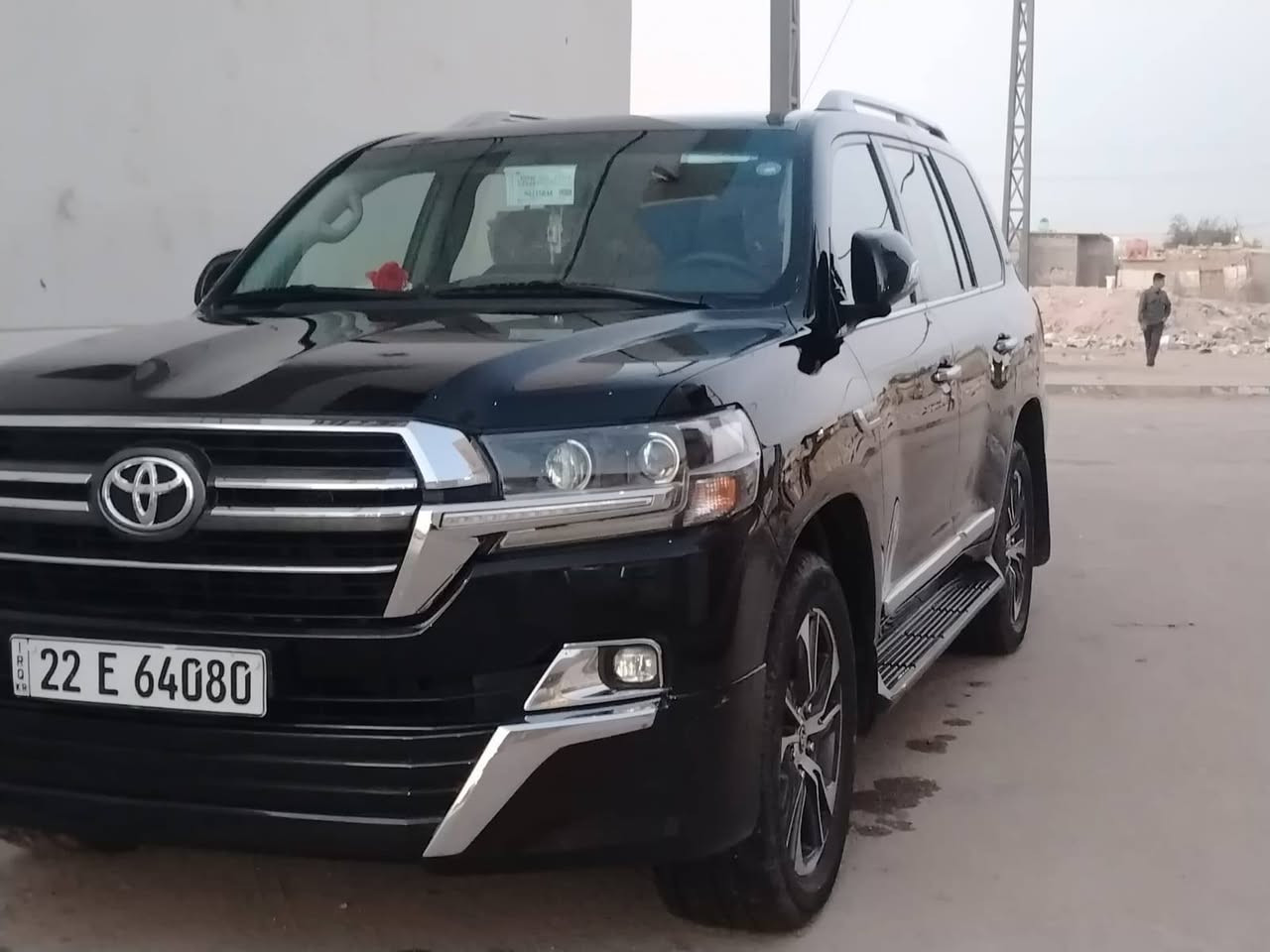 السلام عليكم
لاندكروز 2020 بحريني 🤍

معروفه مواصفات لبحريني 

رقم اربيل الجديد هزه وفحص جديده

سياره مكفوله كفاله عامه عده  بارد قليل

 جديده كلش

كير محرك صدر تبريد كهربائيات كله كفاله شرط 

عنوان دوانيه

السعر 525 ورقة فقط 
للاستفسار ***********
