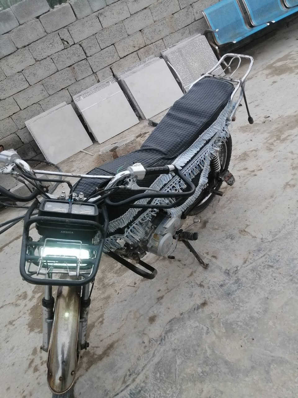 سلام عليكم دراجه للبيع
موديل 18
***********
