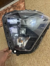 لايت كونا جه الصدر نضيف وشغال  مابي اي عطل ب150 وبي مجال متوفر توصيل ر...