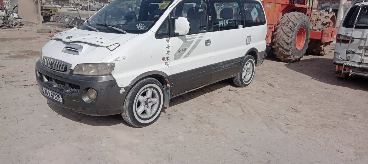 استاركس لبيع ٨راكب موديل ٢٠٠١ رقم ديالى ألماني دولي سنويه مجدده لحد ٢٠٢٩ مكينه ٣٠٠٠ سوبر لاص ولاتبخير شواصي واحد بيه فطر جهة اليمنه لحد الان ماملحوم تخم تاير جديد تبريد نقصه كمبريسر ومشتريه جديد صدر امامي خلفي جديد سياره مصبوغه قرار مرور لونه رصاصي ومصبوغه لون ابيض بدون حادث كيجات كله شغاله شاشه كامره شغاله لسعر 65 ورقه وبيه مجال بالسعر مكلف بالنشر ***********مكان سياره بديالى ناحية كنعان بيع او مراوس بسياره تكسي حديث لانسر تكسي أو اي سياره حسب قناعه وشكرآ
