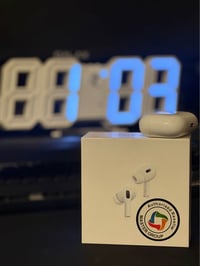 ايربود برو ٢ • مستعمل • ضمان ماستر