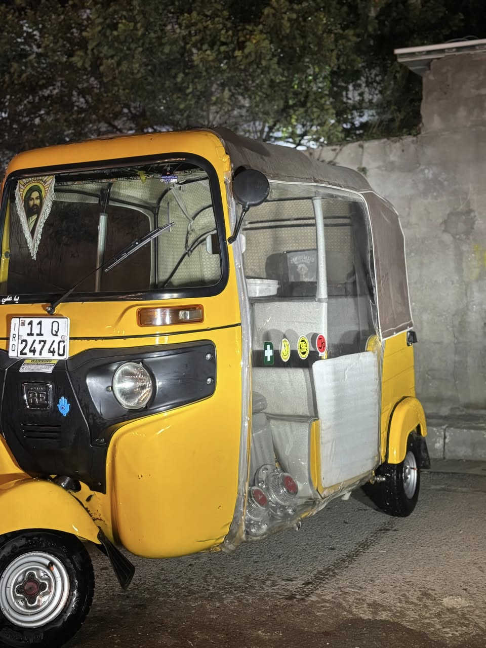 السلام عليكم تكتك موديل 19مرقمه وكامله جاهزه كبل للشارع ربع ما تصرف عليها البرغي ما ناقصها التكتك كلها بلاديه مكينه كير اكسل كله خير من الله كهربايات لايت عالي ناصي كله شغال كشر واحد ع واحد يعني بختصار تكتك مال جناي يشتغل بيها ع باب الله    المكان بغداد ازعفرانيه *********** 

السعر 5600 وبيها مجال بصيط حك الجيه رجا لمو شراي لا يخابرني
