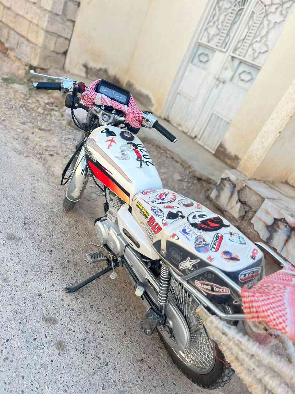 السلام عليكم ماطور نامه لابيع موديل 2020 محرك شرط ما مفتوح ماعزو كلشي السعر 400وبي مجال قليل *********** بس لا تكسر بحلا العالم وحياكم الله
