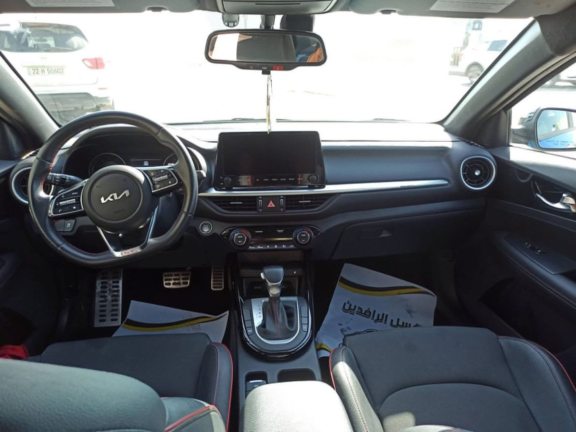 السلام عليكم 
فورتي 
موديل (2024) 
رقم اربيل الدولي مميز 
هزه و سنويه جديده 
موصفات ( GT) اعلى فئة🔥بالفورتي
  محرك 1600 تيربو 201 حصان
  كير DCTدبل كلج 7 نمر 
محرك وكير شرط 
ماشيه (6 الف mi)
   المواصفات ..... 
1.بصمة تشغيل + بصمه +ابواب وصندوق
2. تشغيل عن بعد 
 3.رمز Gt على دشبول🔵
 4.(شفتات ستيرن)🚀🚀 
5.شاشة كبيرة مع نظام تشغيل ابل كار بلي
 6.واندرويد اوتو 
7.كاميرا دواره (وضعيات عدد2)......
 8.انظمة قيادة سمارت+ وسبورت+ ونورمال  
 10.كشنات جلد حضن مطرز احمر مع علامة GT
11. نظام سماعات (هارمن كاردن)🔈🔈 
12.لدات داخليه متغيره الالوان( بلادي)
 13.قطعتين تبريد 
14.شحن وايرليس  
15.دركة D  شكل رياضي مع ختم GT
16.رادرات جانبية+ وامامية+ وتحديد مسار + كروز سرعه 17.قياده ذاتيه 
18.اوتو هولد+ هاند بريك بصمه 
19.كات دوسات جانبية بلادية  +نقطه عمياء +اشاير بالمري
20.دبل اكزوز نظام فصلات ويل كب كروم حجم 18رياضي 
شرط التحويل 
ضرر بوند وجاملغ وباب السائق صبغ بدون شواصي شرط 
رقم الشاصي مرفق مع الصور 
  السعر 155 $ وبيها مجال 
*********** للاستفسار
