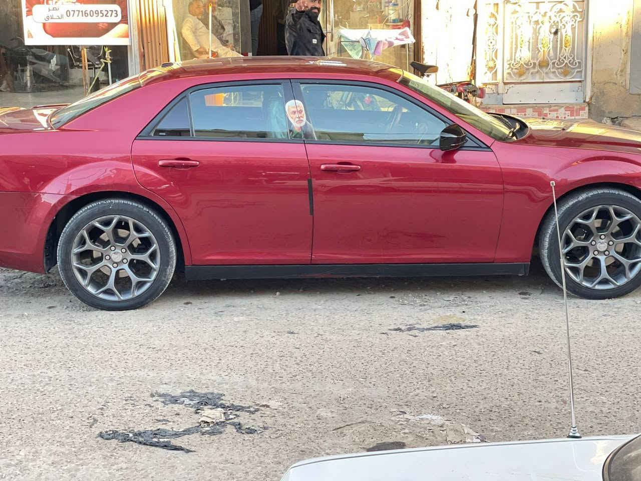 سلام عليكم للبيع موديل 11 جاهزه من كلشي سياره داخله سرقه يعني مكفوله من الحادث سعر 48 وبيها مجال  رقم بغداد بسمي  ستفسار اتصل ع رقم ***********
