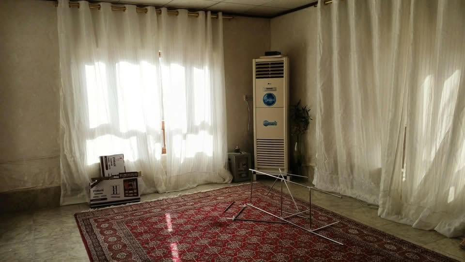 📍العنوان حي رمضان فرع كاشي سيوان 
🏠بيت للبيع مساحته 160متر طابو صرف 
🛑محتويات البيت  طابقين طابق الاول هول استقبال منام مطبخ حمام توليت.  طابق ثاني غرفتين نوم ويه توليت
🛑الواجهه يحتاج صبغ فقط و تستقطع من السعر🛑
💸السعر 90  و بيها مجال 
📞***********
🛑مكلف بالنشر🛑
