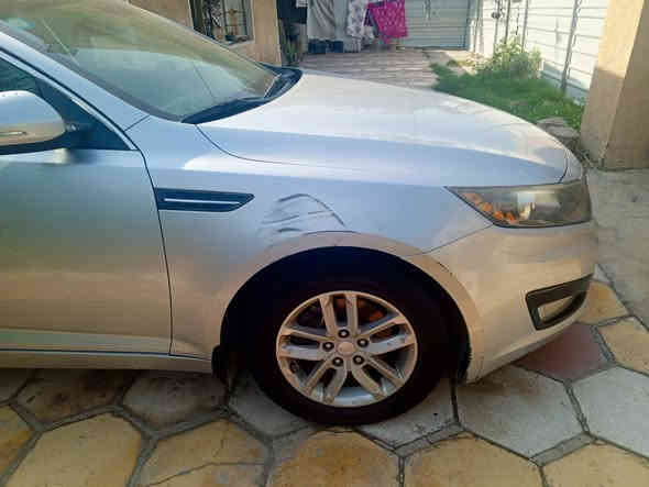 السلام عليكم كيا اوبتما 2012 وارد ماشية 87300 ميل حقيقي مكينه 2400 المرغوبة
لون رصاصي ((بجم كبس)) بلاد مكينه وكير وكهربائيات كفاله عامة ماملعوب بيها حادثها هلال جاملغ الخلفي وباب خلف السائق مصلحات بدون تبديل مصبوغ الجاملغ والباب الخلفي وكلير باب السائق علمود الطابق اللون وهسة نفسهن بيهن جراد .
...  خمسة  ويل تحكم ستيرن جهتين كامره خلفية دوارة وشاشة كشن كهرباء دوشمه جلد مانع تزحلق نظام Eco اقتصادي تبريد شغال فول كهربائيات بلاد وضعيتين كير أربعة دسك  سياره خير من الله شغاله ومناقصها شي ومامتعوبة ماء اخضر 
#سعرها-110$ رقمها بغداد مشروع وطني تعال وشوف وهلابيك
السيارة بااسمي شرط التحول ***********   ترايك وين ما تريد .
