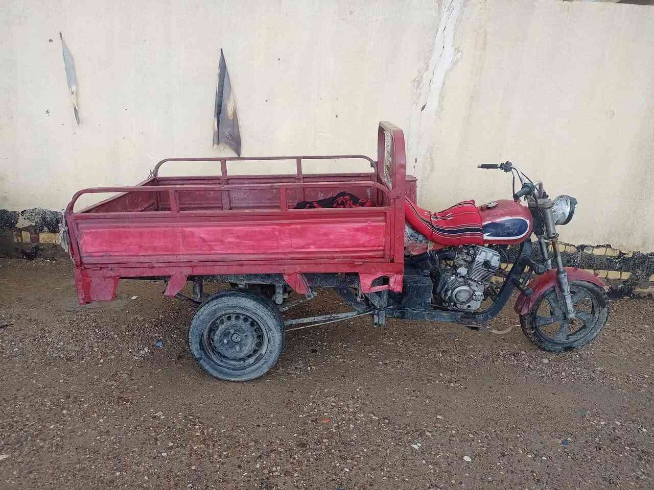 ستوته كلك لبيع 
ستوته كلشمابيه بس بريك عوزه صعده ومش بيه سعر 550وبيه مجال كوت شارع نفط 
رقم ***********
