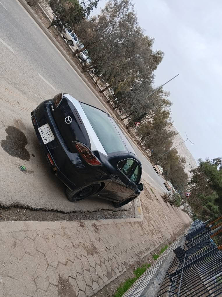 سلاوی خۆاتان لیبیت
مازدای  زووم 6مۆدیل 2009خلیجی  نرخی 75گلاو معملە
***********
***********
سەنەوی تازیە . بەشەرتی تەحویل و خرامە. سی پارچی بۆیاخە. گیر مەکینە و تەبریت بەشەرت.
مواسفات.ناو کریمی . سوکان فولیوم. تەعدیل سرعە. ئۆتماتیک . دبل گیر. قفل مەرکزی . جام کاربای. ئاوینە کاربای. 
چوار تای تازی لەسەرە.
شیون ناحی تەکیە نزیک سلیمانی 
زۆر سباس السليمانية, العراق
