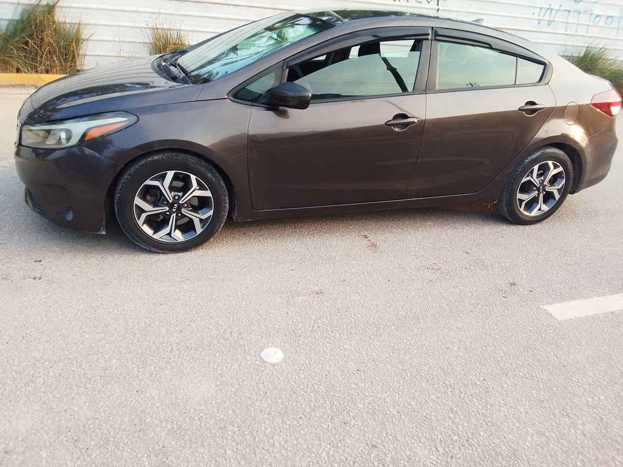 السلام عليكم كيه فورتي موديل 17للبيع عنوان كربلاء اتريد تحويل رقم اربيل اتريد وكاله اني بل خدمه السونار موجود بل منشور     السعر 108 بيها مجال حك الجيه مكلف بل نشر رقم صاحب السياره ***********
