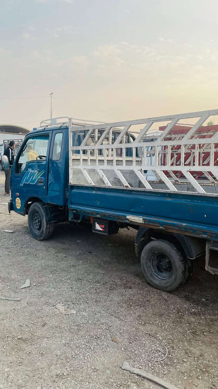 للبيع موديل 98ورثه السعر 33 العنوان بغداد رقم الهاتف ***********
