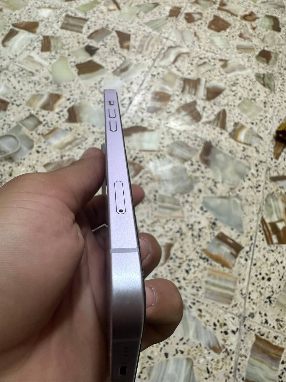 أيفون 14 ذاكره 128 بطاريه 93 ممبدل بي شي  نضافه 90% كامل ملحقاته  وتر بروف عل حاسبه كله نورمل و 
مكاني بغداد تقاطع درويش 
السعر 590 الف وبيه مجال


**إذا كنت صاحب هذا الإعلان وتريد حذفه لأي سبب، رجاءا أرسل رسالة إلى الدعم الفني**