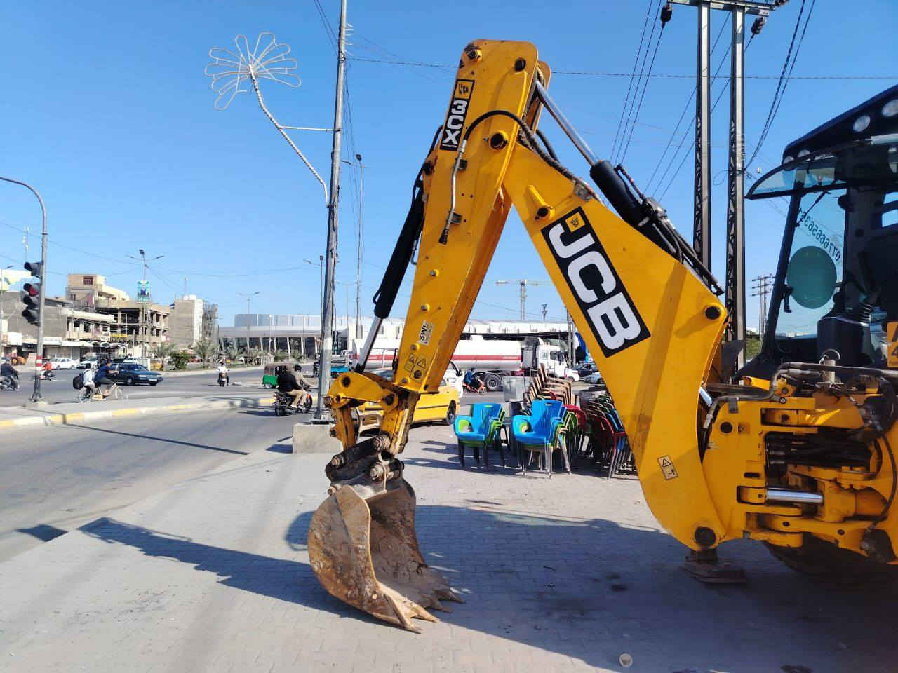 حفاره جي سي بي دخول جديد موديل 2014فول مواصفات مكفوله كفاله عامه رقم نكليزي مكان كربلاء رقم الهاتف /***********/***********/
