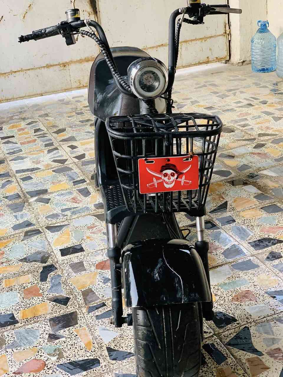 سلام عليكم دراجه شحن للبيع دراجه جديده ونضيفه سعر 350 وبيهه مجال مكاني بغدادشهداء البياع رقمي ‭0777 963 2183‬
