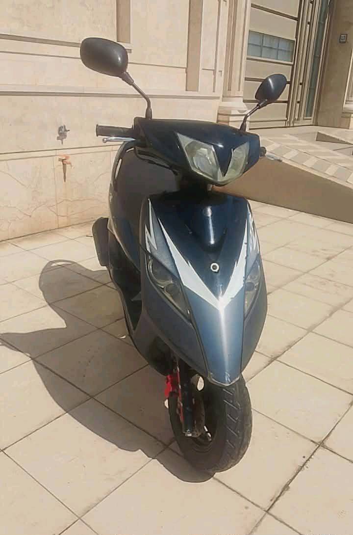 دراجه ((جي تي أر ثعلب ياباني)) جديده لايت زنون السعر 650 وبيها مجال قليل لشراي المراسله ع واتساب مكان الدراجه ميسان***********