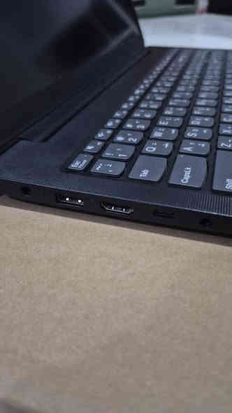 لابتوب لينوفو مستعمل نظافة 99% بي مجال بسيط للش
لينوفو مستعمل كلش قليل اقل من شهرين و وية كل كراتينة و الفلين و الجياسة مال كيبلات جهاز قوي و معالج حديث و سلم الجهاز خفيف كلش يفيد الجامعات و الطلاب و يشغل برامج هندسية و الموظفين و للدراسة
ويدعم اخرررر تحديثات ويندوز ١١ بدون مشاكل 
مواصفاته
Cpu : i5 12th جيل ١٢
RAM : 8Gb
Ssd 512Gb
Gpu : intel(R) UHD Graphics 
Monitor: 15,6 ips
منافذ بي hdmi
ومنفذ سماعة و تايب سي و usb و كيبل LAN

جهاز شاشة كلش جبيرة و استعمال كلش حلو

السعر 🔴 475 🔴
بي مجال قليل للشراي فقطططط
مكاني بصرة و ممكن اكو توصيل
رقم التواصل 
***********
راي

لينوفو مستعمل كلش قليل اقل من شهرين و وية كل كراتينة و الفلين و الجياسة مال كيبلات جهاز قوي و معالج حديث و سلم الجهاز خفيف كلش يفيد الجامعات و الطلاب و يشغل برامج هندسية و الموظفين و للدراسة
ويدعم اخرررر تحديثات ويندوز ١١ بدون مشاكل 
مواصفاته
Cpu : i5 12th جيل ١٢
RAM : 8Gb
Ssd 512Gb
Gpu : intel(R) UHD Graphics 
Monitor: 15,6 ips
منافذ بي hdmi
ومنفذ سماعة و تايب سي و usb و كيبل LAN

جهاز شاشة كلش جبيرة و استعمال كلش حلو

السعر 🔴 475 🔴
بي مجال قليل للشراي فقطططط
مكاني بصرة و ممكن اكو توصيل
رقم التواصل 
***********
