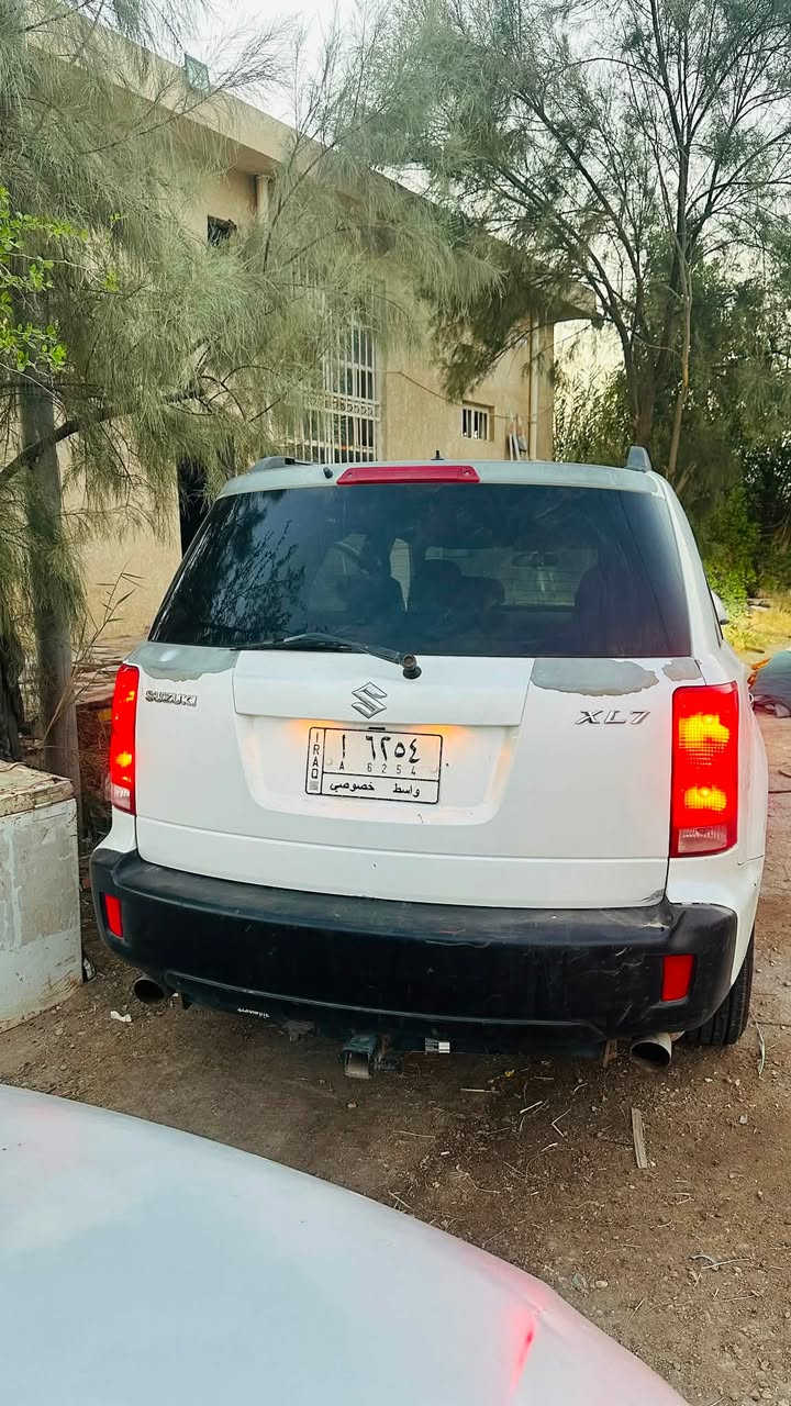 سازوكي XL7 2007
مكفولة كفاله عامه بيها الكير كايم يحتاج تبديل فقط 

مكينه مكفوله نظيفة ماشيه 200 الف

حداديه جديده صالها شهر 

تخم تاير جديد 

زنون بلادي
باسمي السيارة السنويه تنتهي بالشهر الثامن

سعرها 55 وبيها مجال

***********
