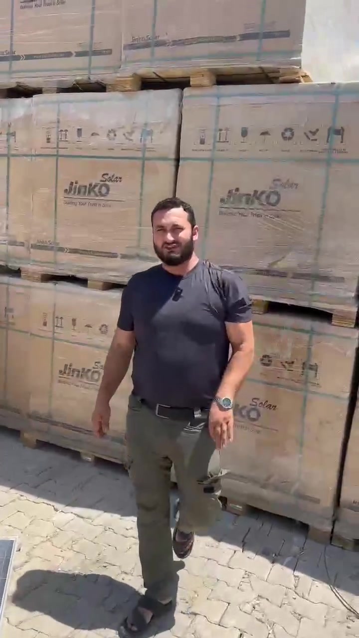 الوح المستعمل صار وقت يوقف عجنب ! 🔥
وصلتنا أخيراً الدفعة الجديدة من ألواح جينكو (Jinko) العالمية بقدرة 590 واط. ☀️
إذا كنت تبحث عن أعلى أداء لنظام الطاقة الشمسية الخاص بك، فهذا اللوح هو خيارك الأمثل بفضل تقنياته المتطورة في تحمل الظروف الجوية القاسية وكفاءته العالية في تحويل الطاقة.
✅ المميزات:
قدرة عالية: 590 واط.
جودة تصنيع عالمية من شركة جينكو الرائدة.
أداء ممتاز حتى في درجات الحرارة المرتفعة.
🚀 لا تفوت الفرصة، الكمية محدودة!
للاستفسار عن السعر أو طلب التوصيل، تواصل معنا عبر الرسائل أو اترك تعليقاً بكلمة "تفاصيل".
#طاقة_شمسية #جينكو #JinkoSolar #طاقة_نظيفة #استدامة


**إذا كنت صاحب هذا الإعلان وتريد حذفه لأي سبب، رجاءا أرسل رسالة إلى الدعم الفني**
