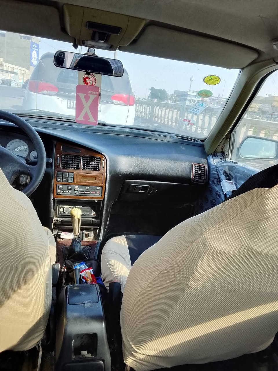 سلام عليكم بيجو بارص مديل 11 راعيها يريد مداور سياره صاقطه 2016 رقم ألماني مكينه لطشه سياره تعمير جديد مبيها نقص كلشي شغال بيها 22 قفل ***********
