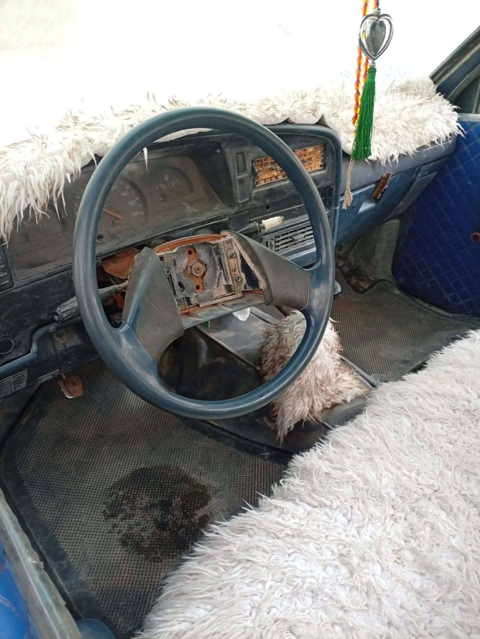 السلام عليكم تويوتا للبيع موديل 95 مكينه كير خير من الله بيع مستعجل مكلف بالنشر السعر اتصل ‏‪على هذا الرقم ‏‪‏‪0 786 168 4839‬‏
