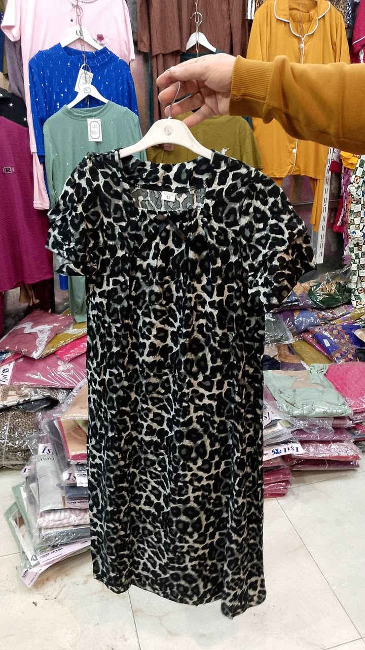 توفر عدنه 🥰دشاديش كشمير
وتتوفر جميع الوان🌹
نمري يعني جمال نزاكه😍😍 يمنه وبس
يلبس من عمر 2 سنه _ 18 سنه 
العنوان شارع مصرف مقابل مريوان ابو شالات


**إذا كنت صاحب هذا الإعلان وتريد حذفه لأي سبب، رجاءا أرسل رسالة إلى الدعم الفني**