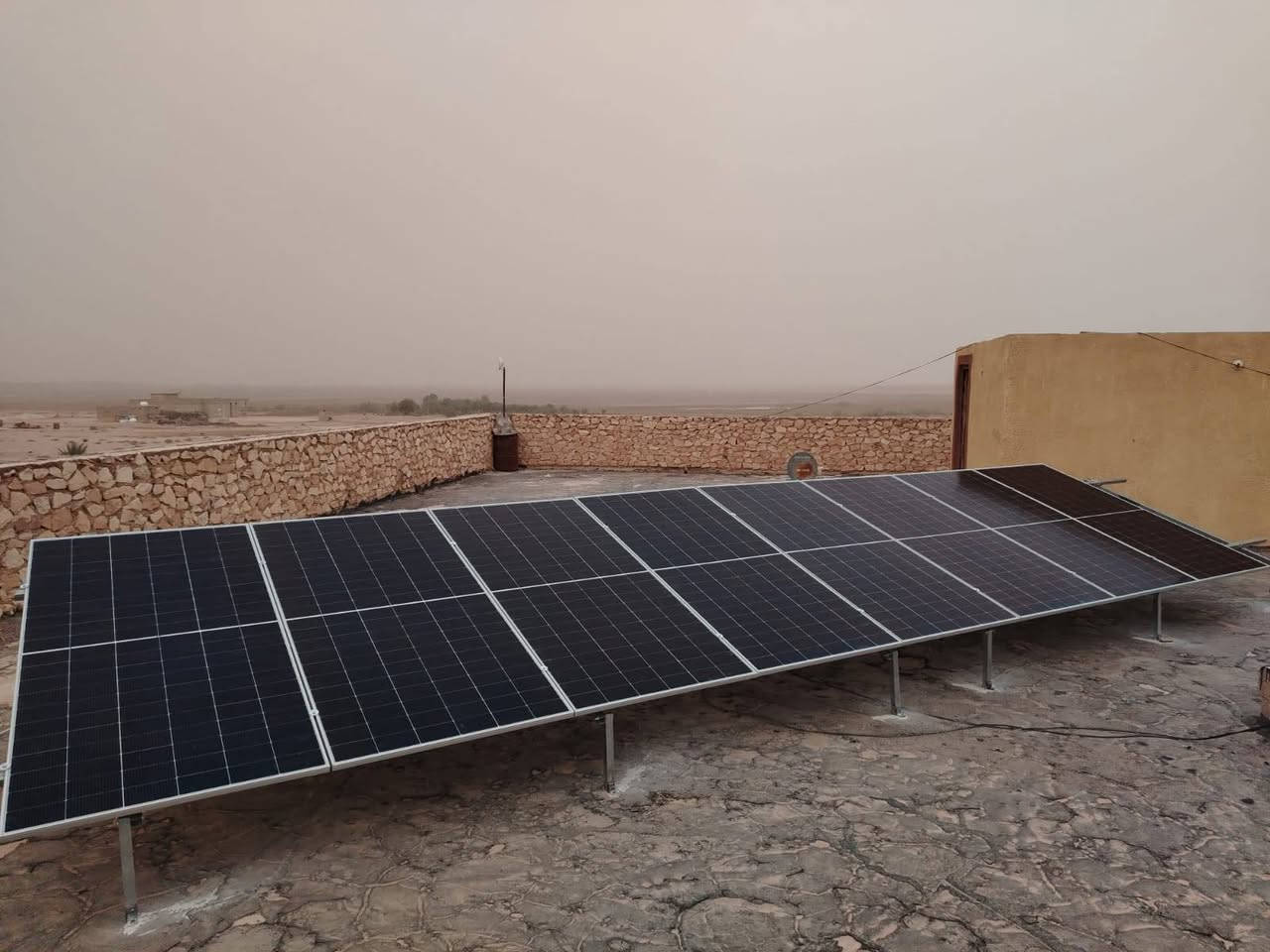 بفضل الله وبحمده قامت كوادر شركتنا (شركة المهندس للطاقة الشمسية) بنصب منظومة طاقة شمسية منزلية لأحد زبائن شركتنا
العرض الاقوى تحطيم الاسعار 🔥 🔥 🔥 🔥 🔥 🔥
العرض الاول 🔥 🔥 🔥
السعر : 4،400،000 نقدا
السعر : 5،400,000 قسط 
القسط الشهر 300 الف فقط
القدرة : 20 نهاري و 15 ليلي 
الألواح: 620 واط ضمان 15 سنة  عدد 8
البطارية: ليثيوم حجم 15 كيلو واط ضمان 5 سنة
الانڤيرتر :  حجم 6 كيلو مع واي فاي مدمج ضمان 2 سنة 
العرض الثاني 🔥 🔥 🔥
السعر :  3,3750,000 نقدا
السعر :4,750,000 قسط
القسط الشهري 263 الف فقط
القدرة : 10 نهاري و 10 ليلي 
الألواح: 610 واط ضمان 15 سنة  عدد 5
البطارية: ليثيوم حجم 10 كيلو ضمان خمس سنوات
الانڤيرتر :  حجم 6 كيلو مع واي فاي مدمج ظمان 2 سنة
العرض الثالث 🔥 🔥 🔥
السعر : 3.000،000 نقدا
السعر : 4,000,000 قسط 
القسط الشهري 222 الف فقط
القدرة : 10 نهاري و 7 ليلي 
الألواح: 620 واط ضمان 15  سنة عدد5
البطارية: ليثيوم حجم 7 كيلو ضمان خمس سنوات
الانڤيرتر : حجم  4 كيلو ضمان 2 سنة 
العرض الرابع 🔥 🔥 🔥
السعر : 2،500،000 نقدا
السعر : 3,500,000 قسط
القسط الشهري 223 الف فقط
القدرة : 8 نهاري و 5 ليلي 
الألواح: 620 واط ضمان 15 سنة  عدد 4
البطارية: ليثيوم حجم 5 كيلو ضمان خمس سنوات
…………………………………………
المنظومات الحامضية  
العرض الاول  🔥🔥🔥
السعر: 2.500.000 نقدا 
السعر: 3.500.000 قسط 
القسط الشهري 223 الف فقط 
القدرة: 9نهاري و6 ليلي 
الالواح : 620 واط ضمان 15 سنة عدد 4 
البطارية: اوكايا 200امبير c10 عدد 2 ضمان 1 سنة 
الانڤيرتر : حجم 4.2KW ضمان 1 سنة 
العرض الثاني 🔥🔥🔥
السعر: 1.750.000 نقد 
السعر: 2.500.000 قسط 
القسط الشهري 166 الف فقط 
القدرة: 7 نهاري و 3 ليلي 
الالواح: 620 واط ضمان 15 سنة عدد 3 
البطارية : اوكايا 200 امبير c10 عدد 2 ضمان 1 سنة 
الانڤيرتر : 4.2KW ضمان 1 سنة 
 #شركة #المهندس #للطاقة #الشمسية 
كركوك - الحويجة - شارع المشاتل قرب جامع كامل الحاج صكر مجاور شركتي الدليان والصبحي للحجم والعمرة 

***********
للحجز و الاستفسار
مدير شركة المهندس للطاقة الشمسية  
ربيع سامي الجبوري 
⁨ ***********
مهندس سعد 
***********
انور الفرحان 
مدير المبيعات 
***********
مهندس الصيانة 
عزيز الفرحان 
***********
 عمر الفرحان 
***********
