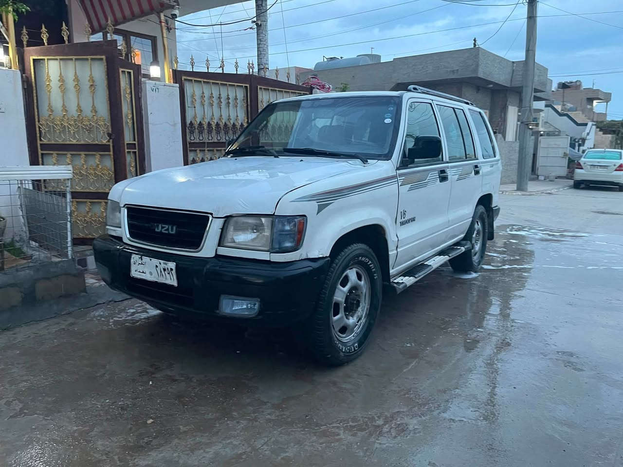 Isuzu trwpar 2001
ئاسوزو ٢٠٠١
   45$
گێڕ عادى گێڕ مه كينه وئه كسلى به شەرت ( دەبڵەكەى ئيش ناكا )
بىّ دەعم ولێدراوى بێ بوّياخ
قوفل مه ركه زى
ئارمى پلاستيكى سليّماني
كاره باى هه مووى به شەرت هه موكيانى ئيش ئه كات
گۆڕینەوە ئەکەم لەسەر دڵگرتن 
***********
