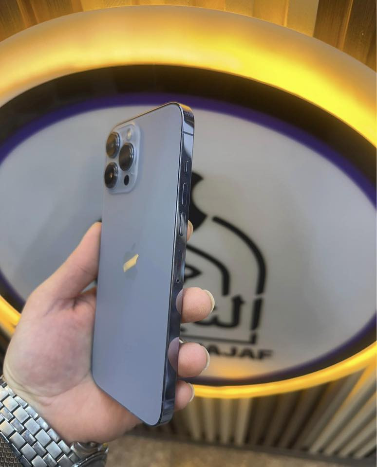 📱 iPhone 13 Pro Max
▪️ الذاكرة: 256GB

▪️ نسبة البطارية: 85 

▪️ الجهاز: شراق اوسط 

▪️ نظافة الجهاز: نظيف جداً

▪️ وياه كارتونه مطابقه 
📦 السعر: 690 الف

📍 الموقع: بغداد – المنصور متوفر توصيل

📞 للتواصل واتساب/***********
