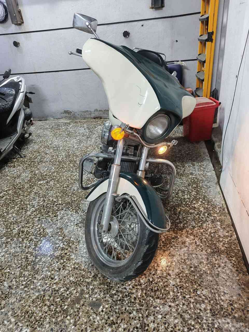 شادو 400  للبيع بيها نواقص قليله سعر 16 وبيها مجال ***********
