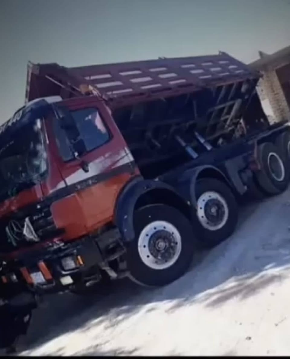 سلام عليكم سياره عكرب موديل 98مكفوله كفاله عامه سياره نازله بموديلهاسياره جديده(***********//***********  انامكلف بنشر
