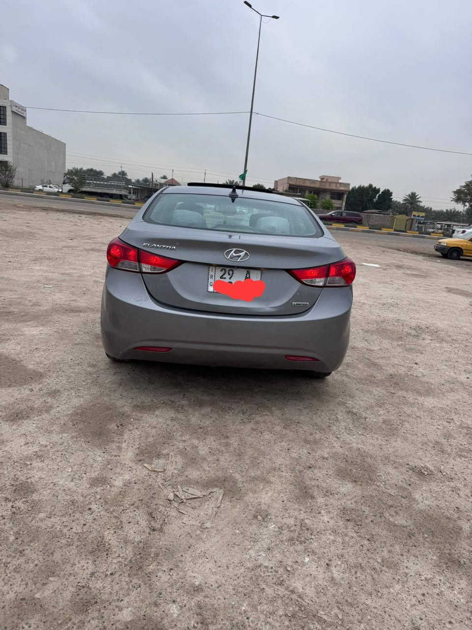 يالله من رخصت الادمن عندي النترا موديل 2013 وارد أمريكي حادث جاملغ وبنيد فقط بدون دواخل السياره فوال واحد على واحد فتحه شاره بل مري بصمه شاشه كبيره لد امامي خلفي رقم انكليزي بسمي تحويل ثاني يوم السعر 88 وماكو النترا فوال بهيج سعر مكاني بابل تصل ***********
