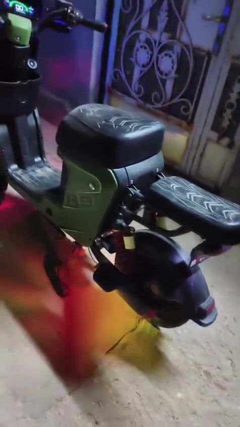 السلام عليكم 
 R9 2025 ابيعها ع وضعها يراديلها بطاريات دراجه ماتمشي 
خصيب حمدان


**إذا كنت صاحب هذا الإعلان وتريد حذفه لأي سبب، رجاءا أرسل رسالة إلى الدعم الفني**