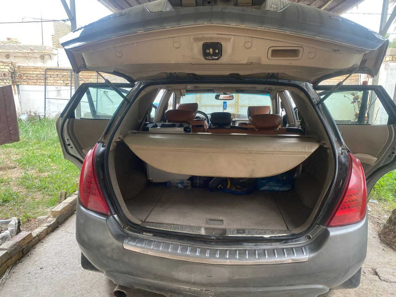 السلام عليكم 
نيسان مورانو ٢٠٠٧ 
رقم بغداد انكليزي 
كير مكينه جديد 
سياره جاهزه 
للبيع السعر ٨٥ وبيها مجال 
عنوان السياره ميسان 
للتواصل الاتصال ***********
