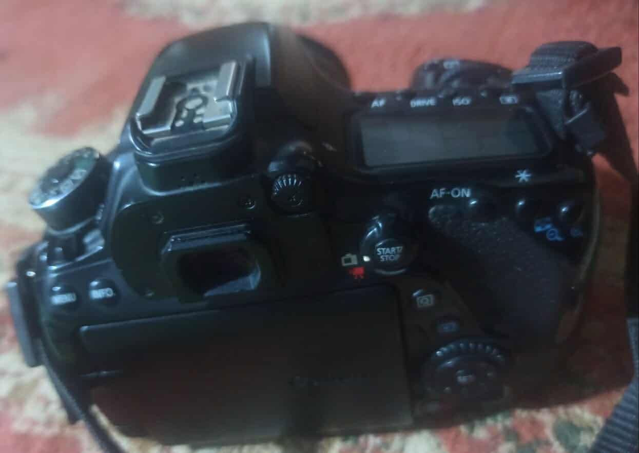 بدي كأمره كانون 80D  + جنطه وشاحنه اصليه وبطاريه اصليه
عدسه 50 ملم كانون 

عدسه 75 -300 بالكارتون

افلاش كأمره خارجي
الغراض كلمن وسعره تعال خاص وتدلل 

مستعجل عل بيع مكاني كوت فلاحيه مراسله الحساب أو اتصال عل رقم ***********
