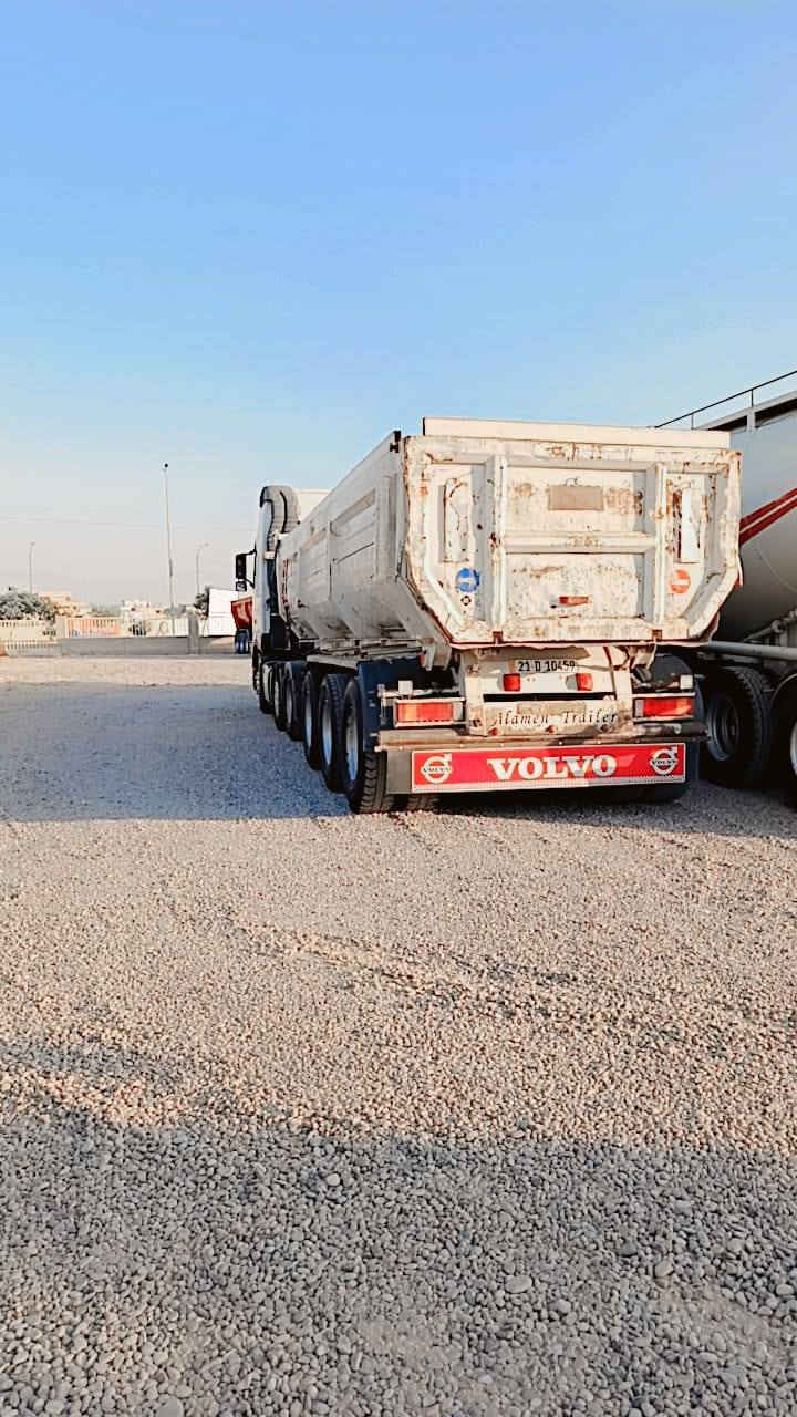 السلام عليكم
للبيع فالفو شيطان 2004حجم 420 تخم تاير مربوطه قلاب ثلاث محاور  سنويه الئ 2028الهاتف ***********
