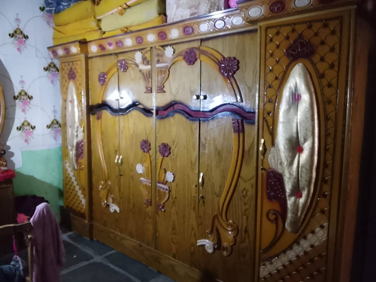 كنتورررر للبيع في النهروان سعر 100 ***********
