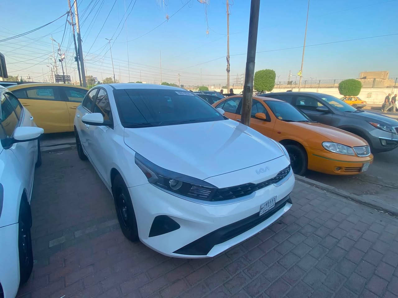 فورتي 2024 دخول جديد امريكي
صبغ جاملغ خلفي فقط بدون ايرباك بدون دواخل
محرك 2000 دوش
ماشيه 21 الف
بدون رقم 
سعر 143 وبي مجال قليل
الاستفسار *********** 
مكانا بغداد معارض حبيبيه معرض الاحسان
