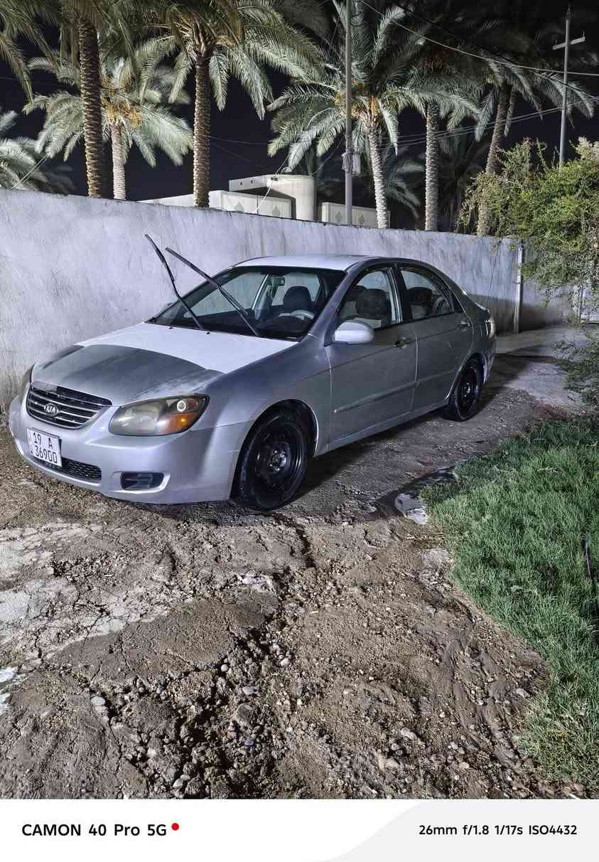 سلام عليكم كيا اسبكتراء مديل 2009وارد امريكي مكينه 2000بيها اربع قطع صبغ قبق جنط اوجاملغ اوباب اوشبر بالبنيد سياره حلوه اوناعمه اوجاهزه على 24حبايه حداديه واحد على واحد كير مكينه ماعليهن اسبانه +تبريد ثلاجه سعرها 83اوبيها مجال مكاني حله ابي غرق ***********
