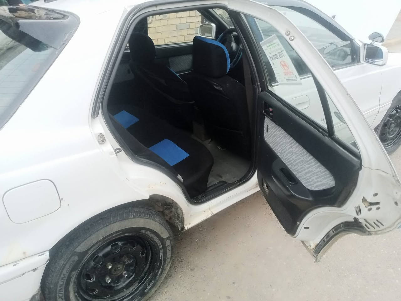 سلام عليكم اللنترا موديل 94 سياره كامله ماعدا مكينه بيها خيط بخار الباقي خير من الله تخم تاير صدر نضيف داخل نضيف كهربائيات سياره مال جناي السعر ب30العنوان ديالى بعقوبة ***********
