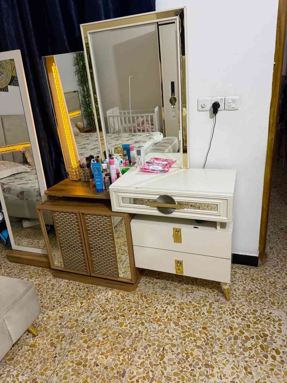غرفه تركي الثقيل باب اول
مع دوشك طبي السعر مليون و١٠٠


**إذا كنت صاحب هذا الإعلان وتريد حذفه لأي سبب، رجاءا أرسل رسالة إلى الدعم الفني**