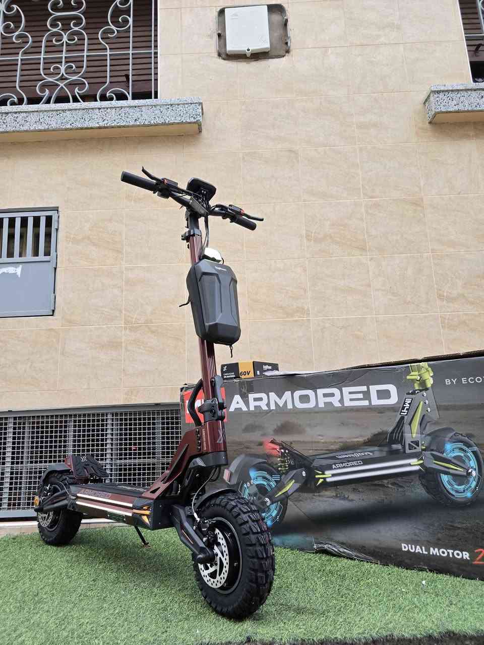 ⚡️ M41 ARMORED DOUBLE MOTEUR ✨️
✔️ Puissance nominale : 2 × 1000W
✔️ Puissance maximale : 2 × 2000W
✔️ Puissance totale : 4000W
✔️ Batterie lithium
✔️ Batterie 60V 24AH
✔️ Charge max 150 kg
✔️ Démarrage par NFC
✔️ Freins hydrauliques à disque (avant et arrière)
✔️ Système électronique E-ABS pour une sécurité maximale
✔️ Autonomie 50km min - 70km max
✔️ Vitesse 99 km Max
✔️ amortisseur avant et arrière 
✔️ écran LCD intelligent 
✔️ Rapport de vitesse 3 vitesse
✔️ Feu stop LED arrière
✔️ Phare avant LED puissant
✔️ Résistant à l'eau IP55
✔️ pliable oui
✔️ Matériel Aluminium 
✔️ Garde-boue avant et arrière
✔️ Indicateur de batterie
✔️ Système d’éclairage LED complet
✔️ Pneus tubeless 11 pouces Off-Road
✔️ Temps de charge : 4heures
✔️ Chargeur Fast
✔️ USB intégré pour téléphone 📲
✔️ Marque Ecoxtrem internationale 🌏
✅️ Produit de haute qualité 100% + Garantie 100%
✅ Certificat de vente disponible 📄
📢~

✅ والتوصيل بالمجان في المغرب الدار البيضاء, المغرب


**إذا كنت صاحب هذا الإعلان وتريد حذفه لأي سبب، رجاءا أرسل رسالة إلى الدعم الفني**
