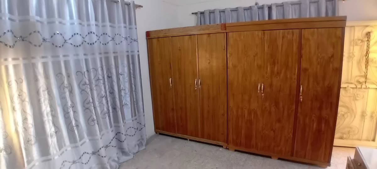 اللهم صل على محمد وال محمد الطيبين الطاهرين⚘️⚘️ غرفه استخدام قليل فول نضافه تركي🇹🇷🇹🇷🇹🇷 ماركه اناره سرير مخزن وكناتير ٣باب🌻 ومنضد ٦باب🌹 للإستفسار الاتصال *********** واتساب ماسنجر
