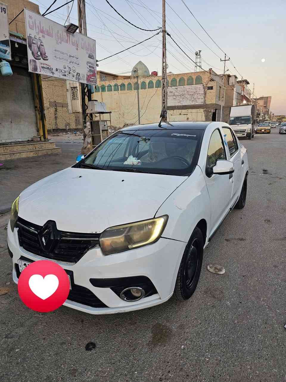 سلام عليكم 
الرجاء الرجاء اقرا التفاصيل كلها ذاكرها وخابر 🌹
رينو سمبول 2018 رقم انكليزي مثنى بأسمي سنوية لل29
مكينة وكير بشرط 
كير اوتو + عادي 
باتري جديد ابو الضمان 
داينمو سلف 
تبريد+تدفئة بشرط 
بيها شاشة وكامرة دوارة فول 
خمس تجاوي
كشنات الخلفي قابلة للطي 
ABS+مانع انزلاق
سيارة كلش حلوة  
سيارة بيها صبغ وبارد بدون دواخل ابد 
صبغ بنيد وباب خلفي وشوية من الجاملغ وبارد بداية الحوض فقط 
سونار بنهاية المنشور 
نقصها زوج تايرات وحدادية نص ونص 
وهاي كامل التفاصيل عنها 
فقط الشراي يخابر ولا تكلي شبيها حتى التاير ذكرته بلمنشور واسف على الاطالة 
   سعرها 68 قبل شهر موصلة الله يشهد وهسه ابيع بهل سعر وبيه مجال قليل
***********
