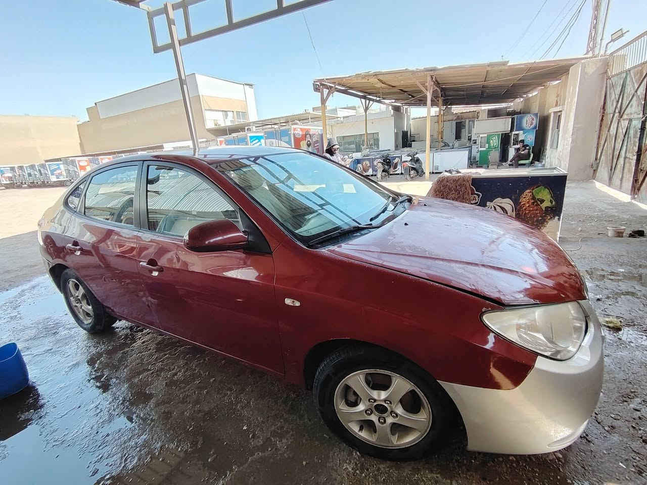 سلام عليكم النترا 2007 كفالة كير محرك  بيهة فقط الدعامية مبدلة بسبب ضربة بسيطة لباقي كلة كفالة اذا اكو مراوس فقط فولستر للتواصل
***********
