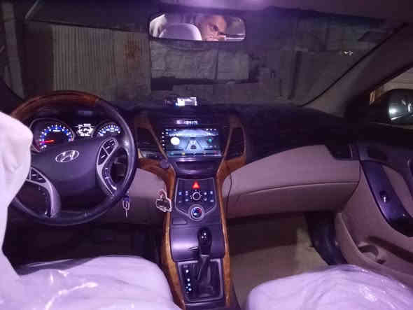 سلام عليكم النترا 2015 خليجي فول مواصفات عدا بصمه محرك 1800دوش سياره بيها قطعتين صبق چاملق المامي والباب الخلفي سياره جاهزه وحله من صور وسونار موجود عنوان بغداد مدينه صدر سعر 123 و بي مجال قليل ***********
