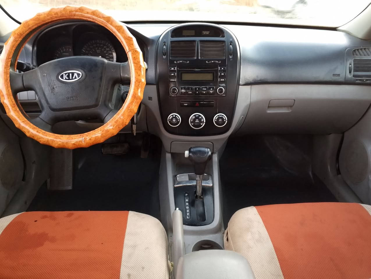 السلام عليكم اسبكترا موديل 2008 سياره جديده رقم كربلاء انكليزي مصفره هيه وغرامات كير ومكينه وحداديه مكفولات السعر 70 رقم تلفوني ‏‪***********‬‏
