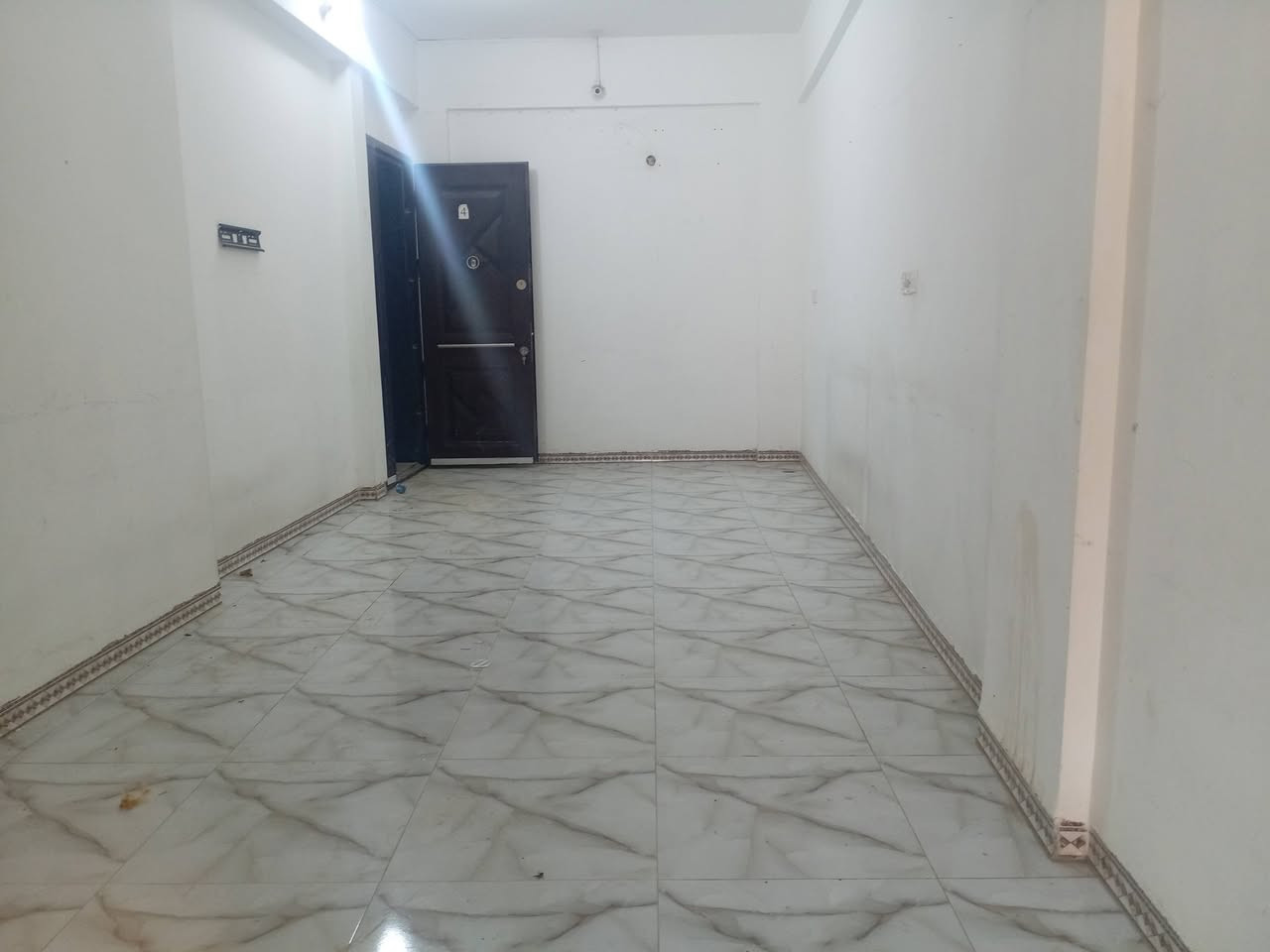🏛️  دار سكني للإيجار 
  🏛️
____
🔰 الموقع   ام الخيل الأول   ➡️
----------------------------------------
🔳 طابو  
-----------------------------
💎 تفاصيل البيت 💎  
____

🔹   ٢غرف نوم  ▶️
🔹. صاله ▶️
🔹مطبخ  ▶️
🔹مجاميع صحيه داخليه 

--------------------------------

للأستفسار أكثر مراسلة الصفحه اول الاتصال على الأرقام
___________     ____________
📲*********** واتساب اتصال  
📲*********** واتساب اتصال 
___________     ____________

او زيارة موقعنا (( ام الخيل الأولى سوق العصري مجاور بيت حواء متواجدين من الساعه 🕒 3️⃣ عصرآ إلى الساعه 🕘9️⃣ مساءً))
