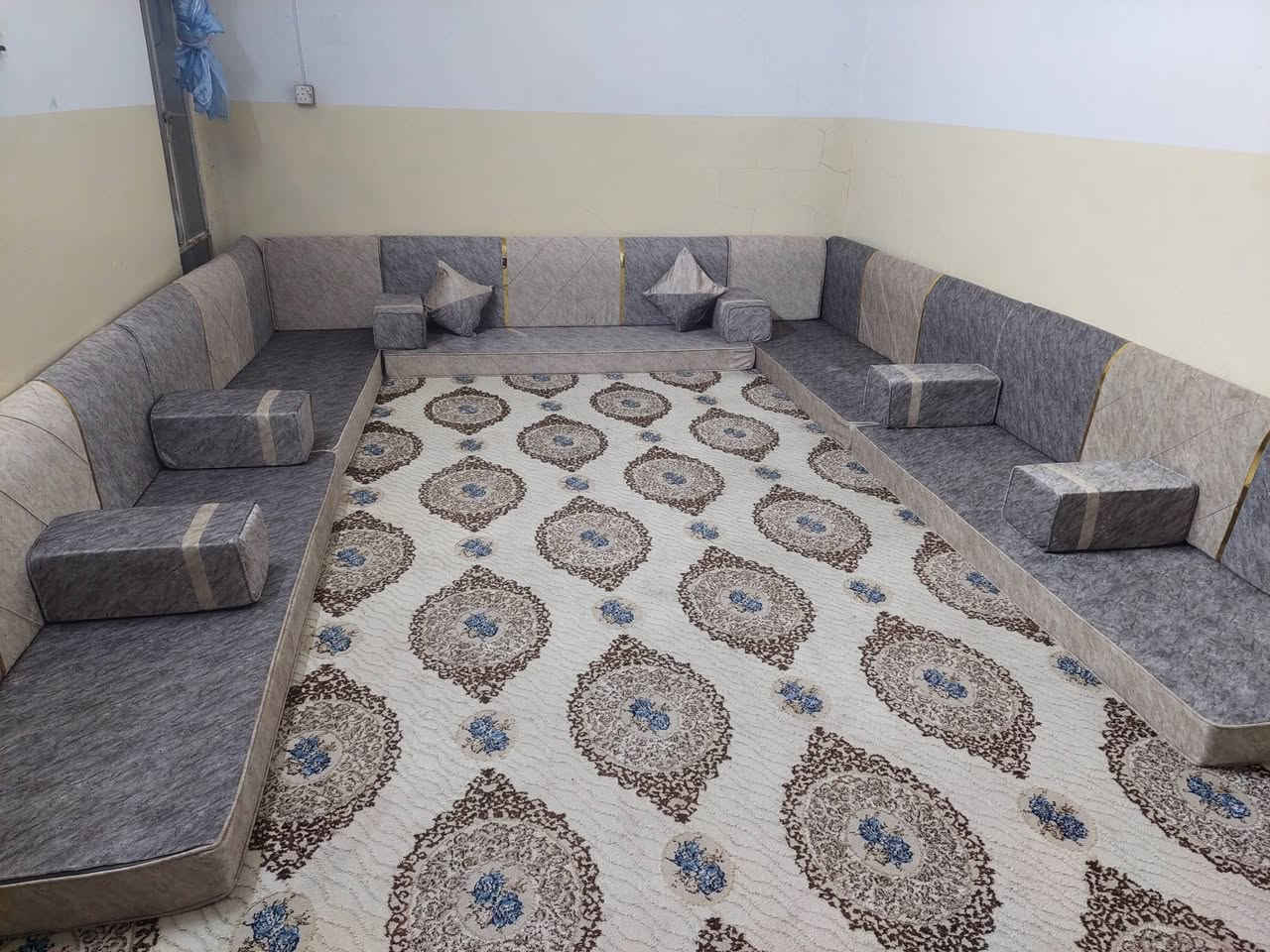 مد.عربي جديد غير مستعمل اسفنج ضغط ١٢ سم في اربيل للبيع تواصل واتس او خاص ***********
